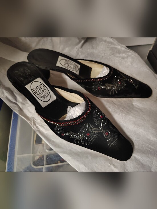 Emma Hope Shoes - Emma Hope's Velvet Sequin Mule - NWOB 7/37